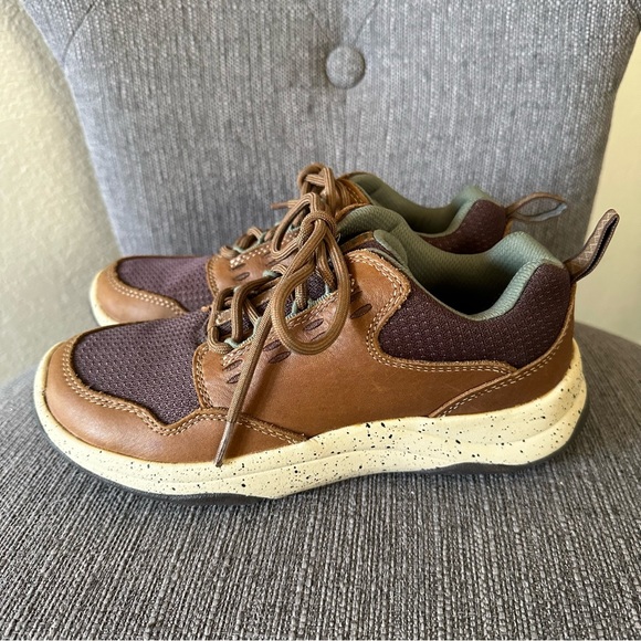 L.L. Bean Traverse Trail Sneakers - Picture 4 of 11